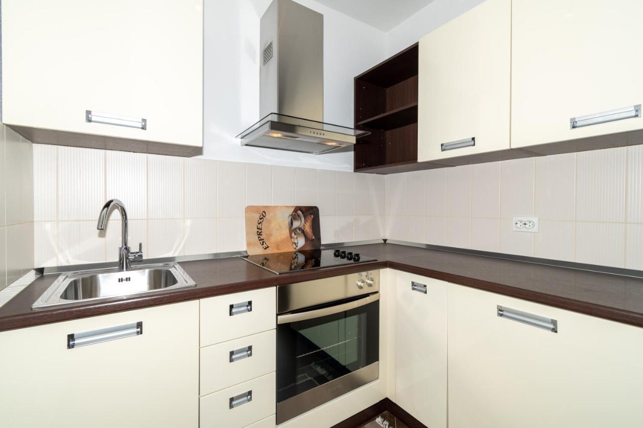 Trstenik Beach Apartment Spalato Esterno foto